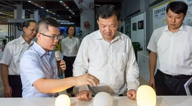 【廣東·佛山】廣東省委常委、宣傳部部長慎海雄一行考察廣東工業(yè)設(shè)計(jì)城