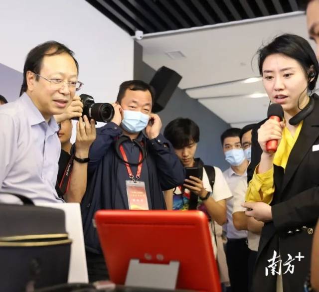 中宣部組織的“大灣區 大未來”主題宣傳活動走進廣東工業設計城。受訪單位供圖