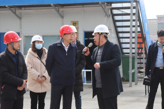 市園區(qū)建設指揮部負責人調(diào)研教育裝備產(chǎn)業(yè)園