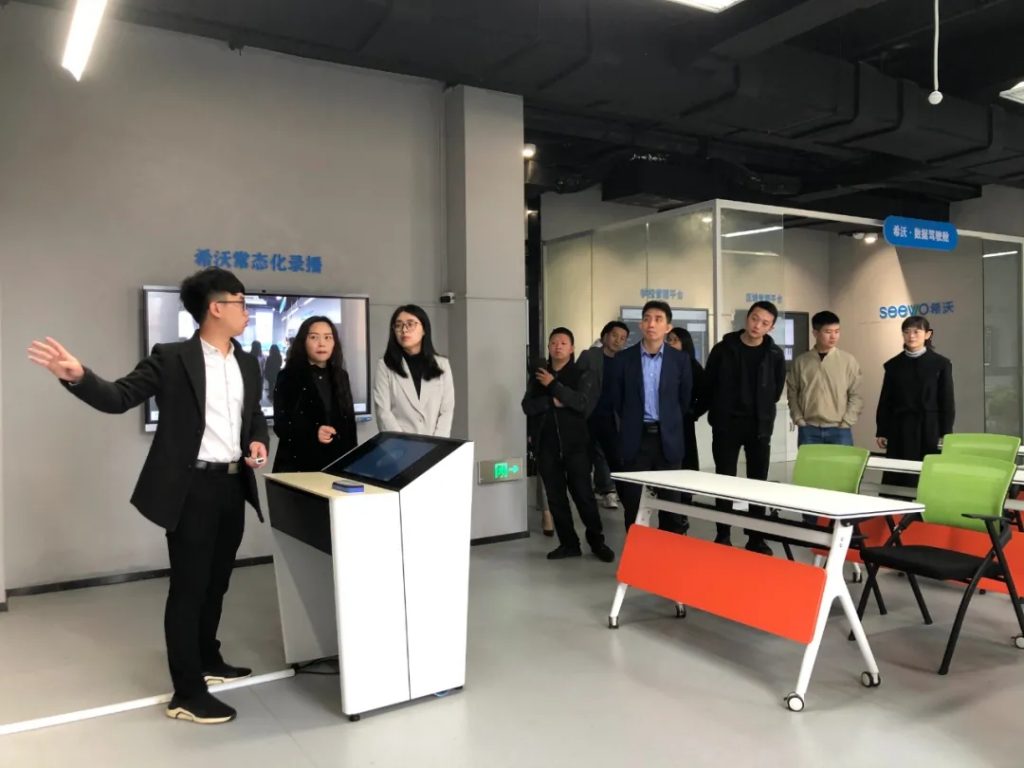 豐城市優(yōu)秀企業(yè)家都說“好”的這場會，到底講了啥？