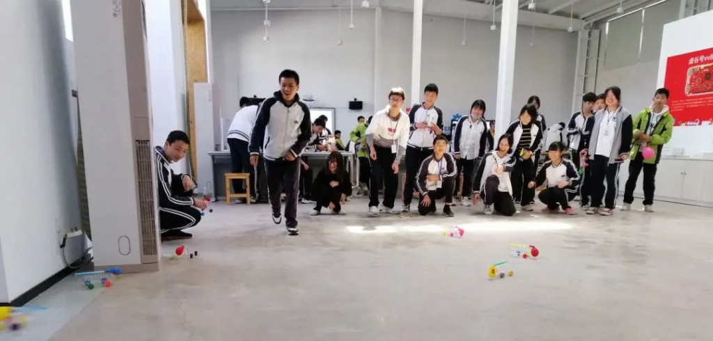 實踐出真知 暢學新科技—慈溪市匡堰實驗學校研學記