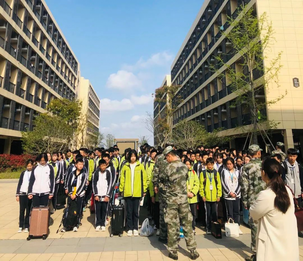 實踐出真知 暢學新科技—慈溪市匡堰實驗學校研學記