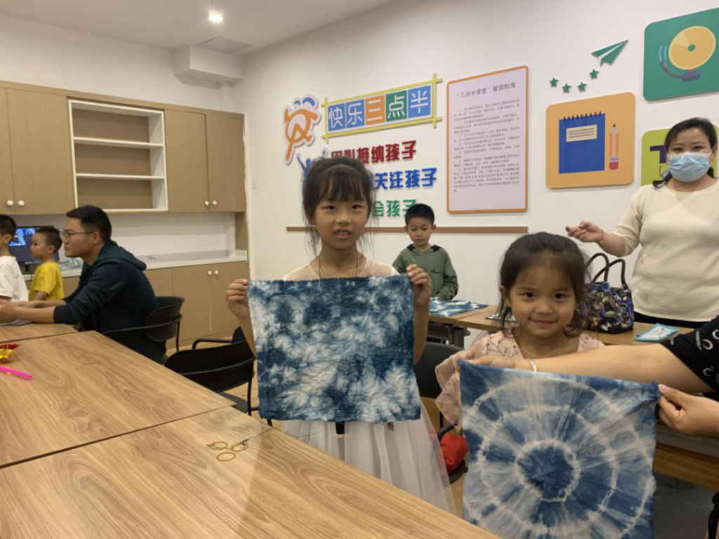 開(kāi)心得冒泡！這場(chǎng)活動(dòng)帶孩子們走進(jìn)想象力的“快樂(lè)星球”