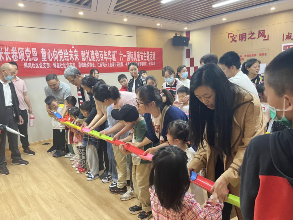 開(kāi)心得冒泡！這場(chǎng)活動(dòng)帶孩子們走進(jìn)想象力的“快樂(lè)星球”