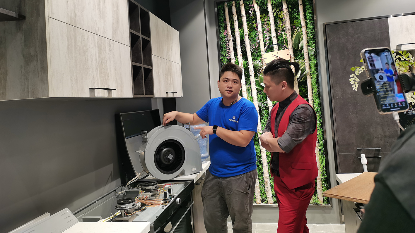 拿來(lái)吧！我的寶藏家居 快手家裝垂類主播國(guó)慶約“惠”慧聰城