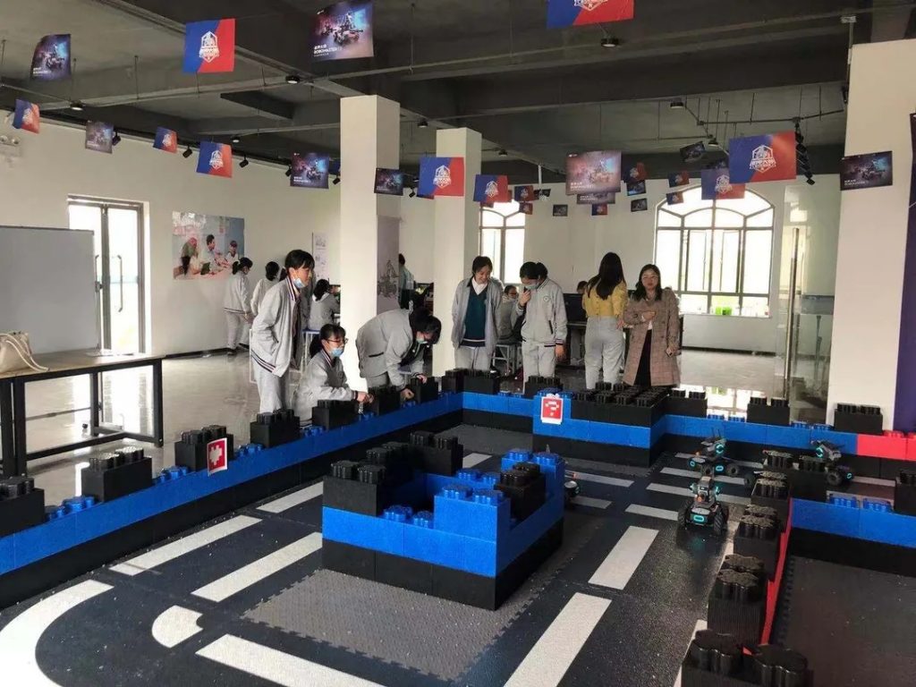 江西工業(yè)設(shè)計(jì)小鎮(zhèn)入選江西“新百年新百景”推選推廣活動(dòng)