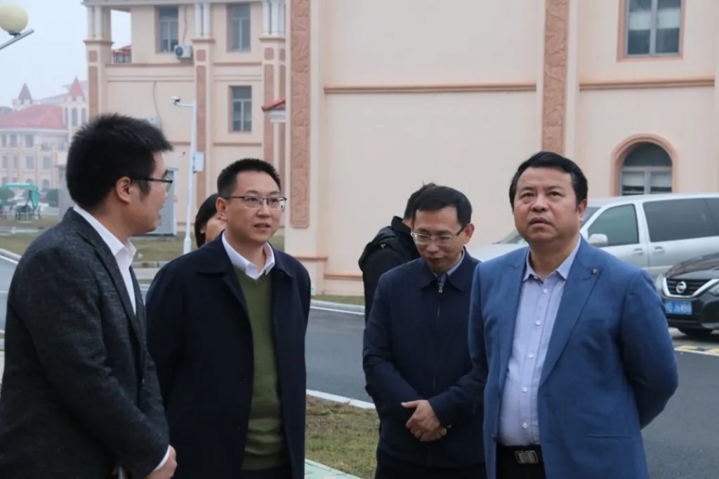 江西省文旅廳副廳長陳曉平一行調研江西工業設計小鎮，他指出…