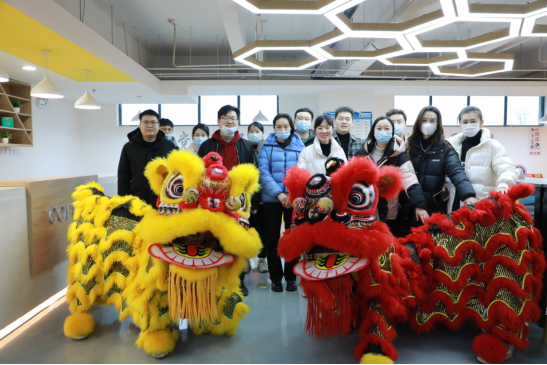 開工大吉 | 舞獅歡慶開門紅，中原工業(yè)設(shè)計城虎年再出發(fā)!