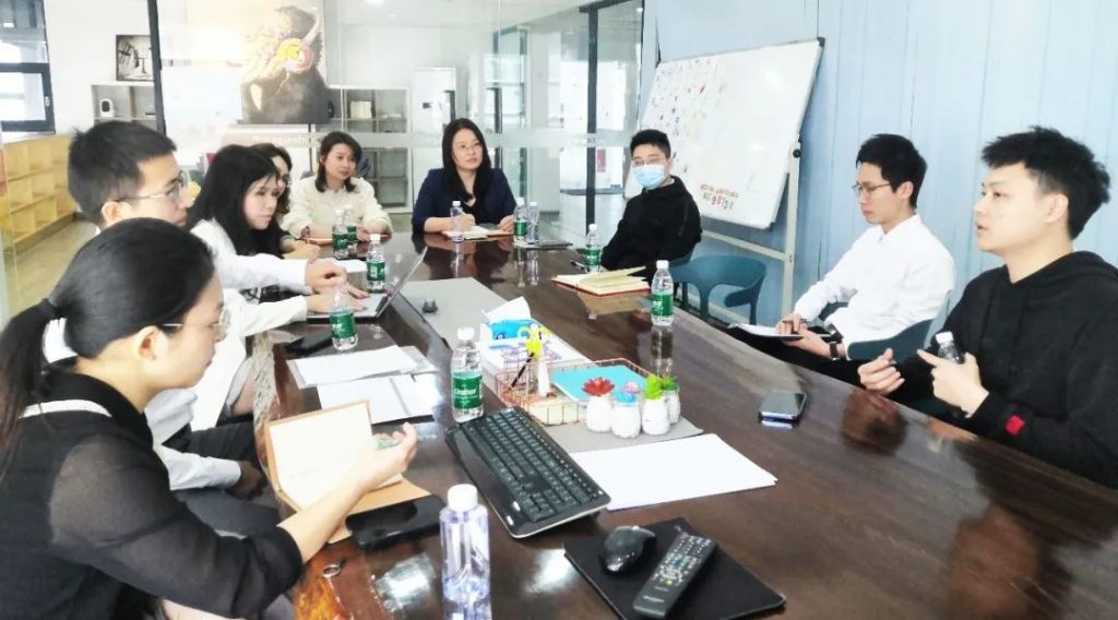 資深法律顧問團隊走進設計城，為企業(yè)高質量發(fā)展保駕護航！