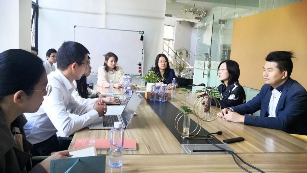 資深法律顧問團隊走進設計城，為企業(yè)高質量發(fā)展保駕護航！
