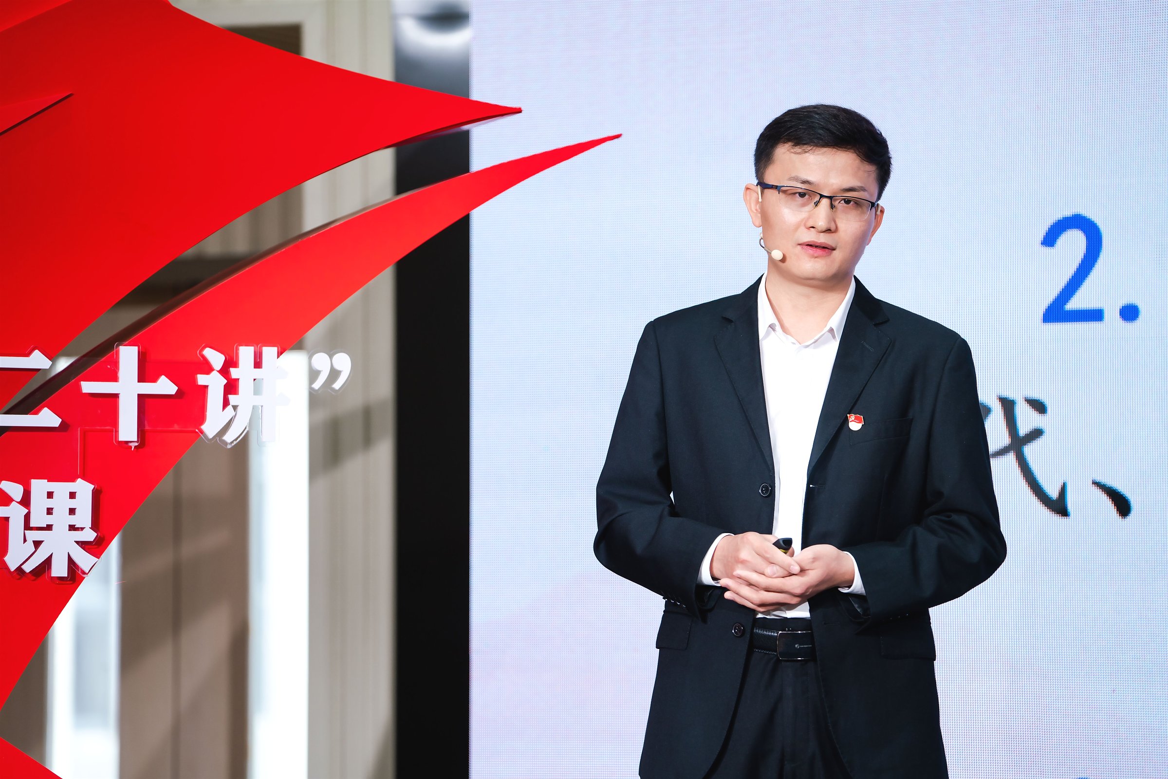 全媒體黨課走進設計城 推進黨的二十大精神落地生根