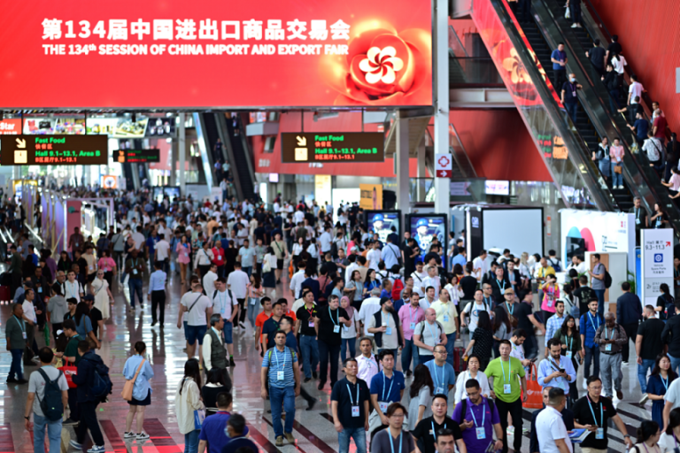 廣東工業(yè)設(shè)計(jì)城創(chuàng)新力量集結(jié)，成為廣交會(huì)“顯眼包”