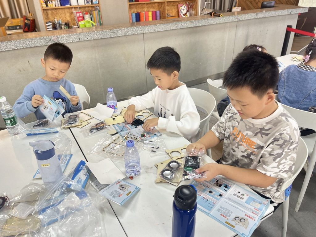 創(chuàng)新設(shè)計(jì)研學(xué)周：五期研學(xué)課程 開啟青少年好奇造物之旅