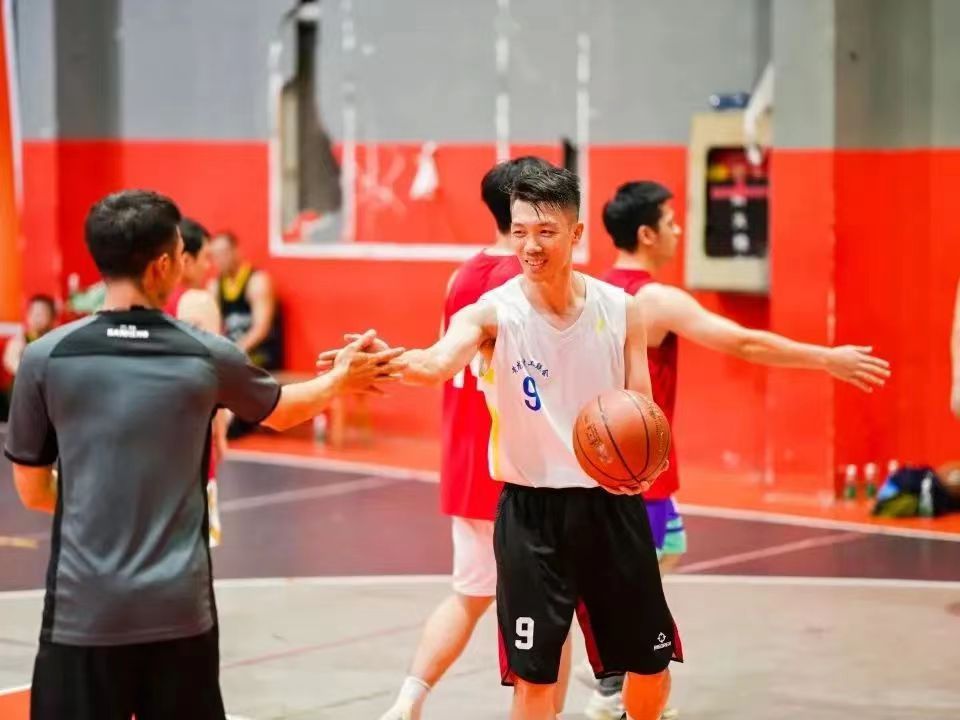 “青春向黨·活力飛揚(yáng)”丨北滘鎮(zhèn)設(shè)計(jì)城社區(qū)開展職工健身運(yùn)動會