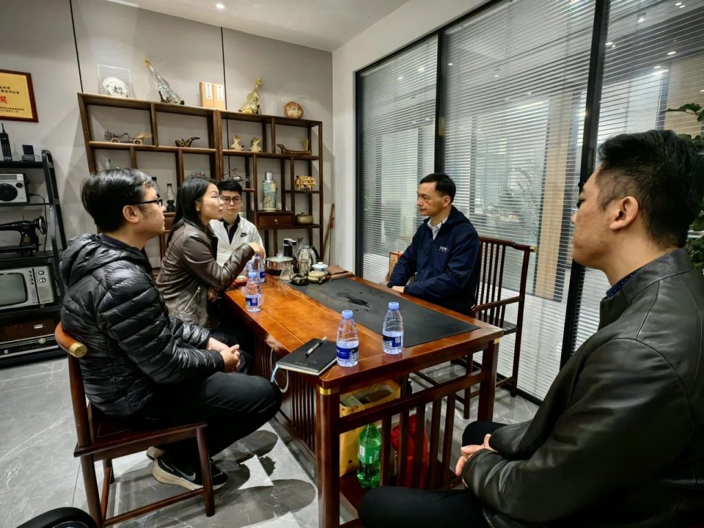 廣東工業(yè)設(shè)計(jì)城企業(yè)走進(jìn)產(chǎn)業(yè)集群·南海站，探尋設(shè)計(jì)智造新未來(lái)